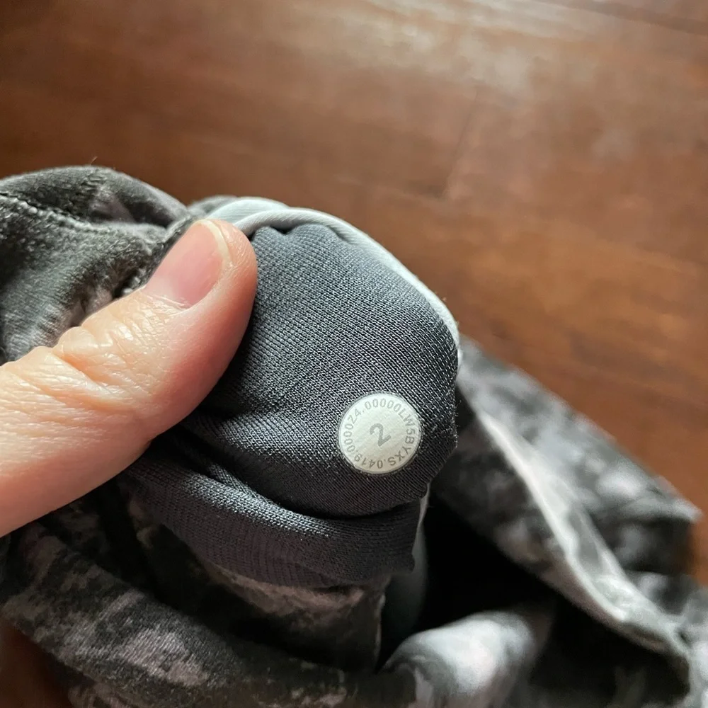 lululemon athletica Gray and White Patterned Leggings